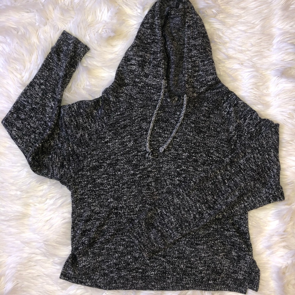 gray cropped hoodie